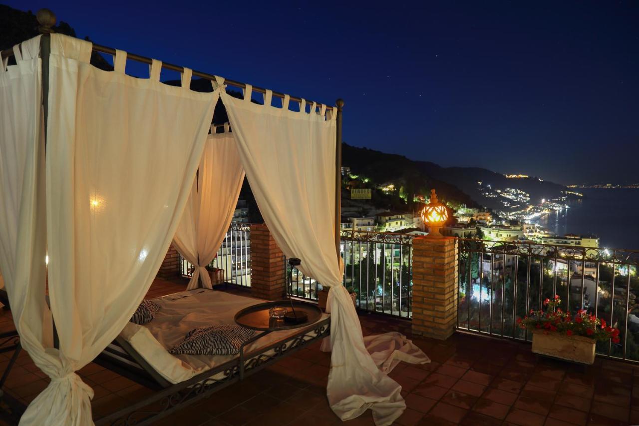 Isoco Bed and breakfast SantʼAlessio Siculo