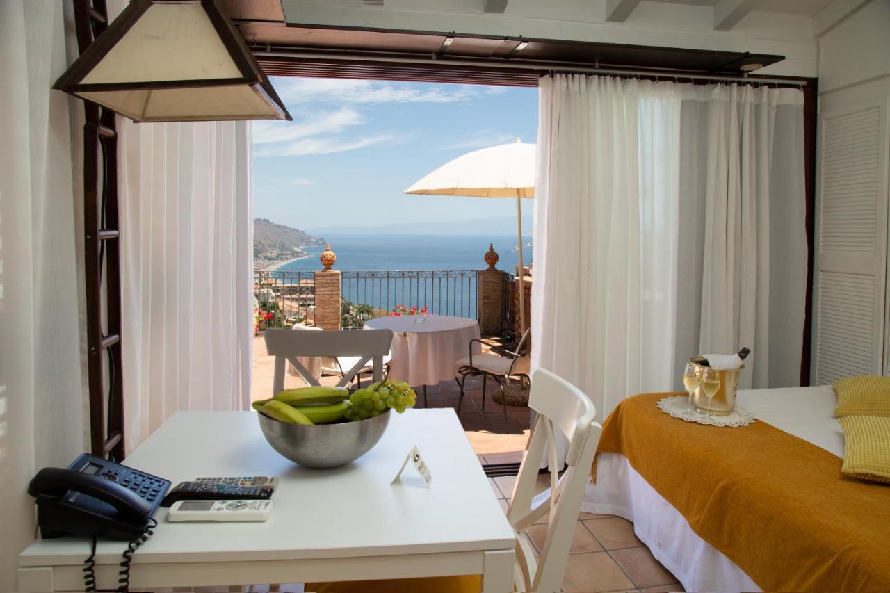 Isoco Bed and breakfast SantʼAlessio Siculo