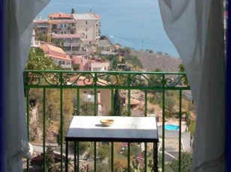 Frühstückspension Isoco SantʼAlessio Siculo